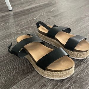 Black platform sandals